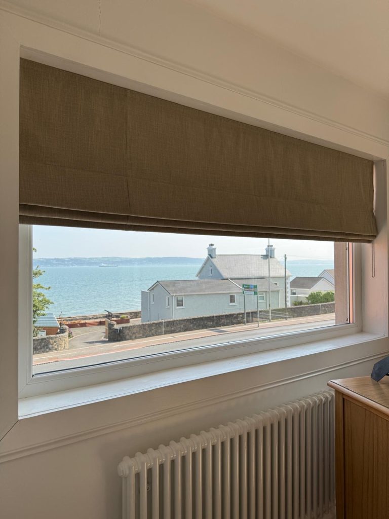 Blackout bedroom blinds for improved privacy and comfort