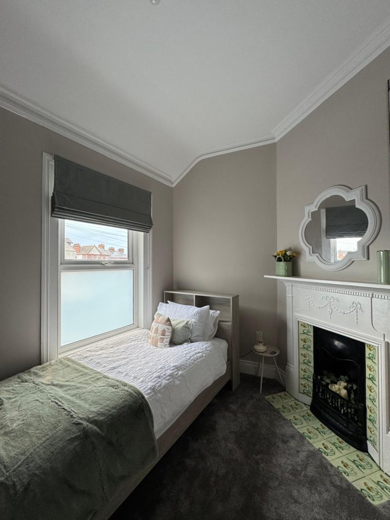 roman blinds blackout for bedroom Ballyclare